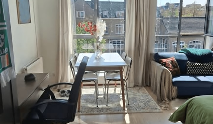 Gemeubileerde studio met eigen keuken en badkamer