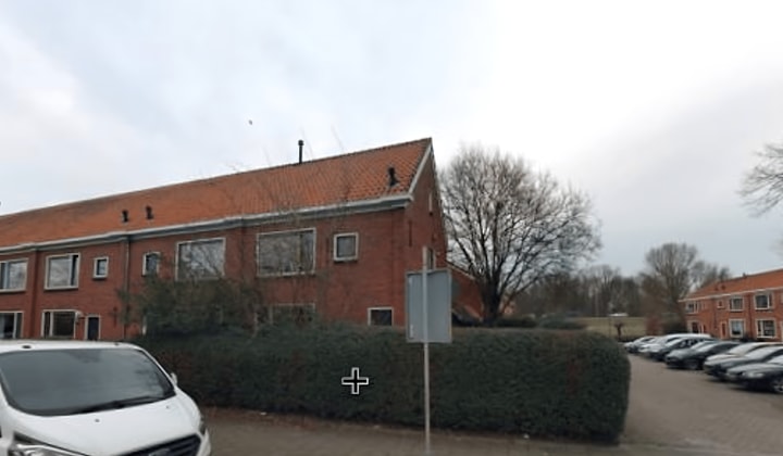 2-kamerwoning met aparte keuken en gerenoveerd sanitair