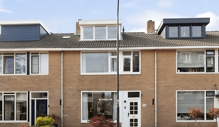 Huis | 122m² | €2250,-
