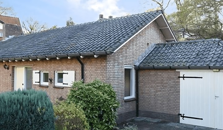 Kamer | 84m² | €2850,-