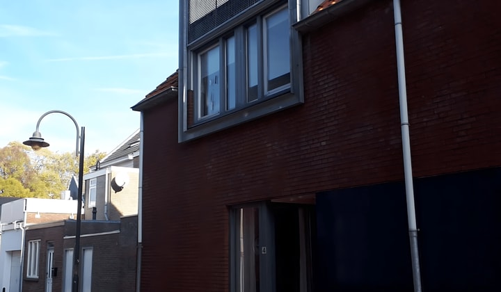 Huis | 103m² | €1430,-