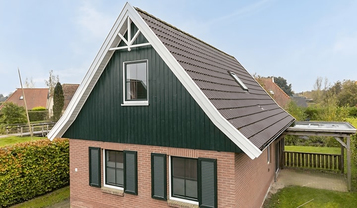 Kamer | 356m² | €2000,-