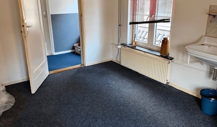 Kale kamer 18 m² met wasmachine en vaste lasten inbegrepen