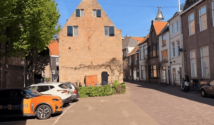 Studentenkamer gestoffeerd in centrum