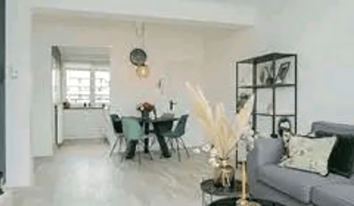 Appartement met balkon en uitzicht in stadscentrum