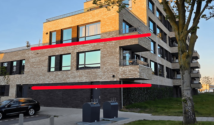 Appartement met 2 slaapkamers en luxe badkamer gemeubileerd gestoffeerd met parkeerplaats