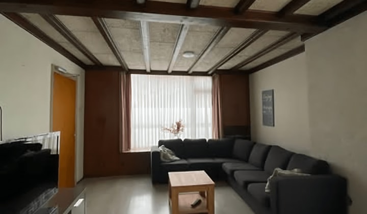 Huis | m² | €1895,-