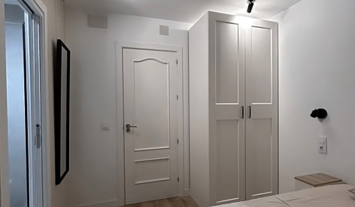 Gemeubileerd appartement met badkamer en wasmachine, inclusief wifi en vaatwasser