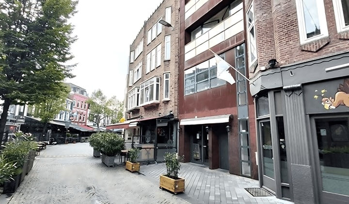 Gestoffeerd appartement met 1 slaapkamer en wasmachine in het centrum