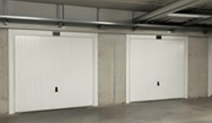 Kamer | 159m² | €210,-