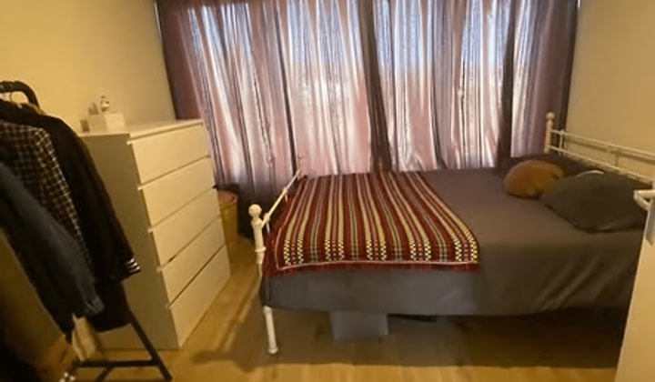 Huis | m² | €1000,-