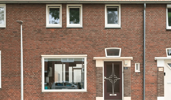 Gemeubileerde kamer met tuin, exclusief vaste lasten, voor werkende persoon