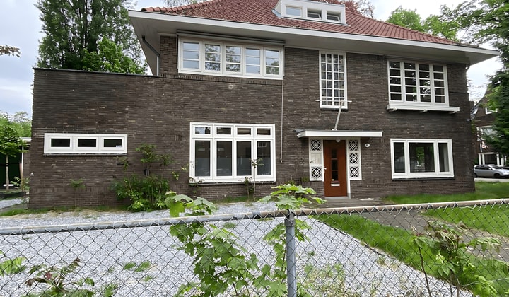 Antikraak kamer in sfeervolle villa