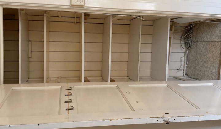 Gestoffeerde kamer met balkon en tuin