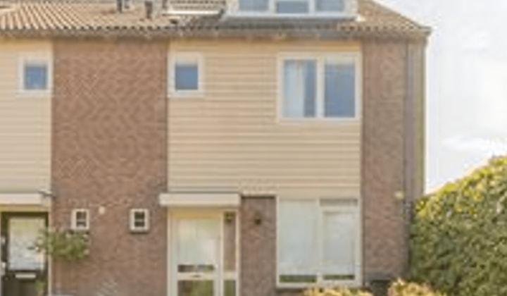 Kamer | 131m² | €2750,-