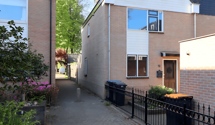 Huis | 150m² | Zwanebloem | €2650,-