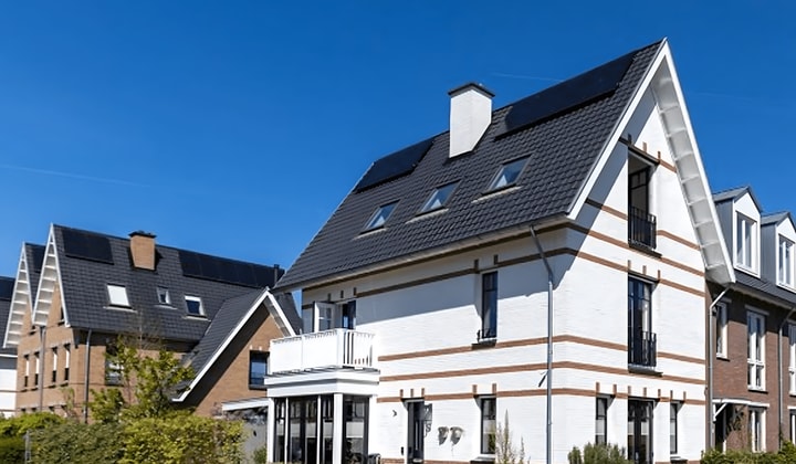 Kamer | 157m² | €3350,-
