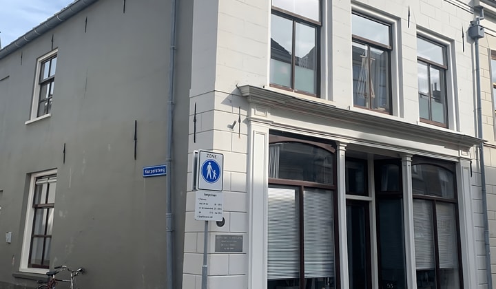 Kamer | 57m² | €914,-