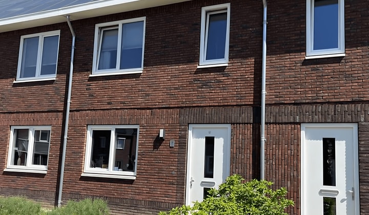 Kamer | 104m² | €1275,-