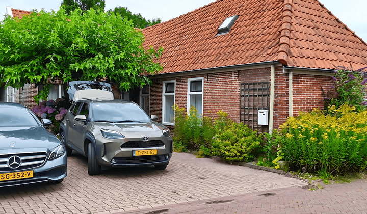 Huis | 216m² | €1600,-