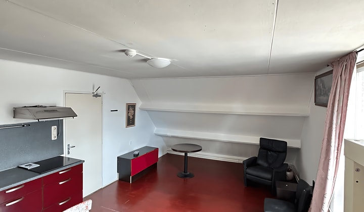 Kamer | 25m² | €1299,-