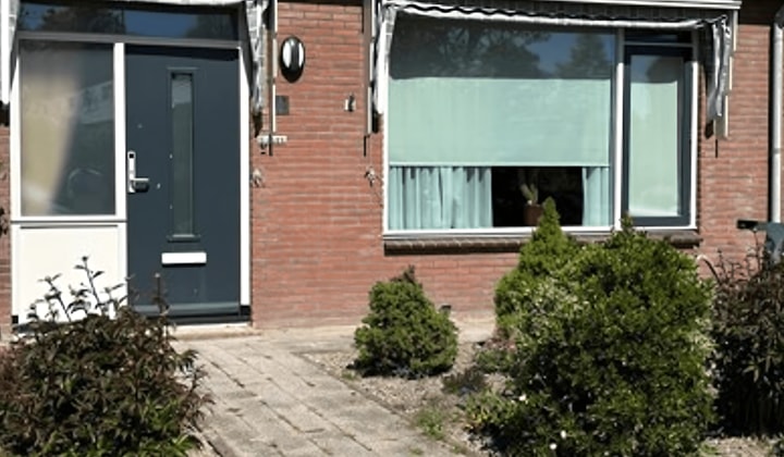Kamer | m² | €713,-