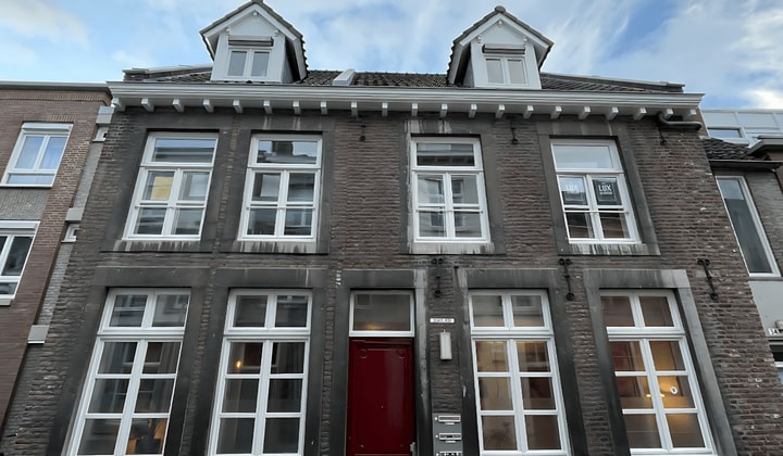 Gemeubileerde kamer met gedeelde voorzieningen en wifi