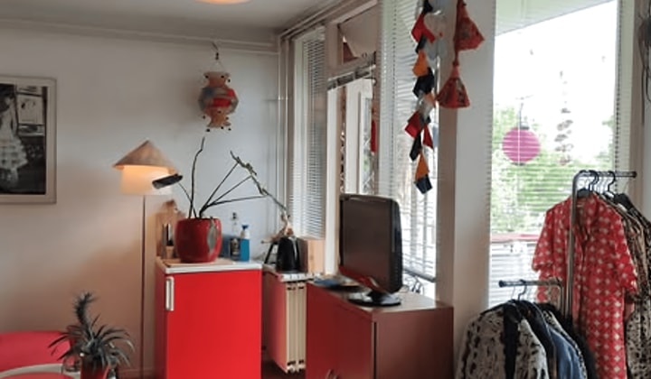 Kamer met Balkon en Wasmachine, geschikt voor werkenden