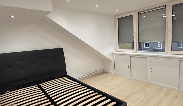 Huis | 121m² | €2200,-