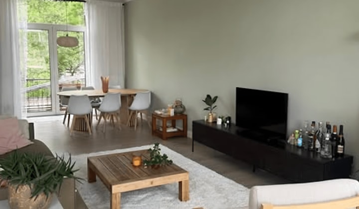 Huis | 100m² | €1400,-