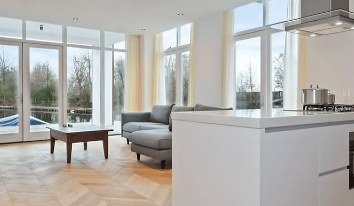 Kamer | 85m² | €2150,-