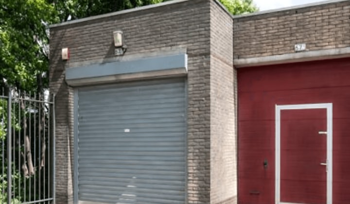 Huis | m² | €495,-