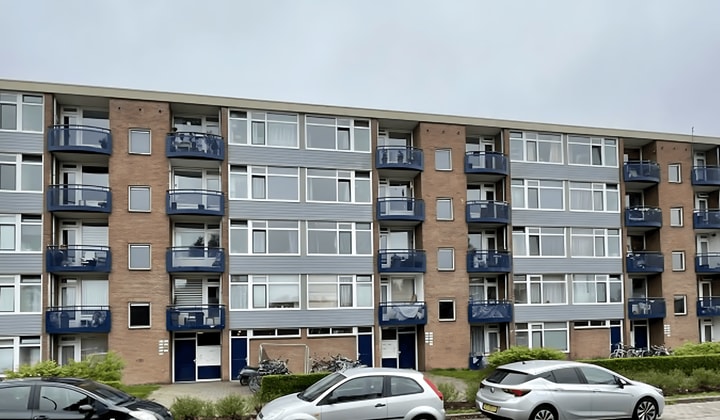 Appartement met balkon en wasmachine aansluiting