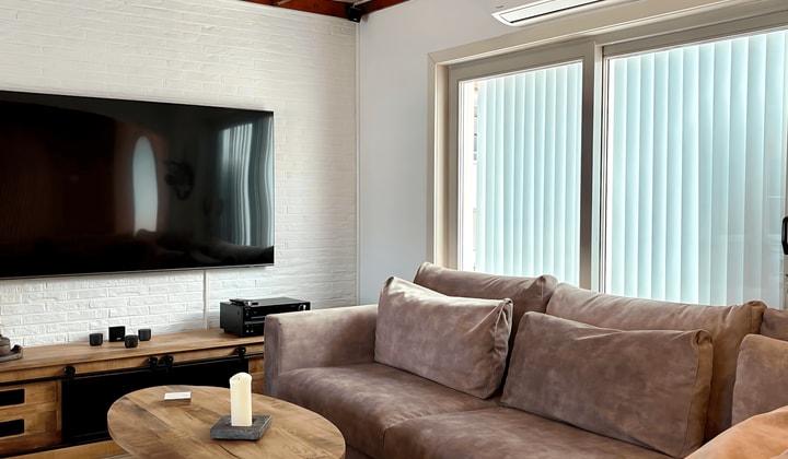 Kamer | 102m² | €1250,-
