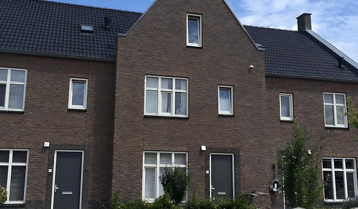 Eengezinswoning met tuin en drie slaapkamers