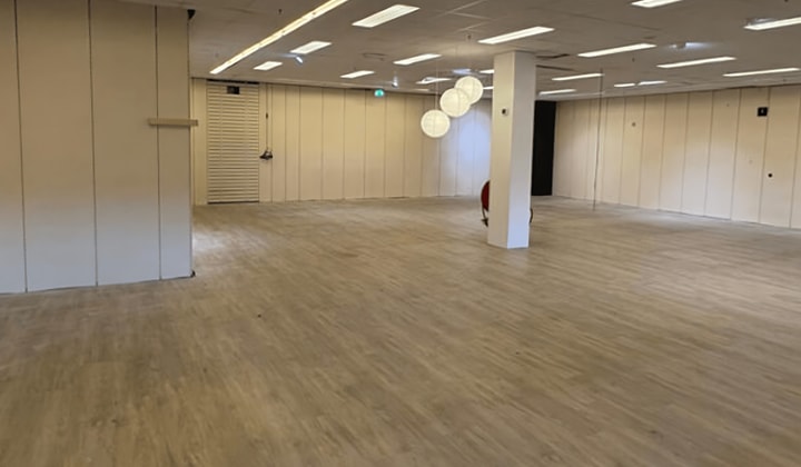 Anti-kraak | 400m² | €400,-