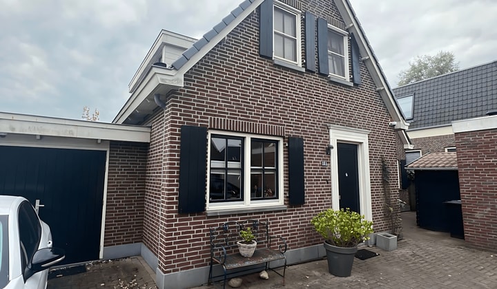 Huis | 110m² | €2550,-