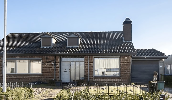 Huis | 179m² | €1625,-
