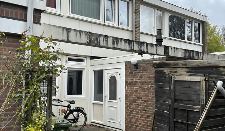 Kamer | 12m² | €550,-