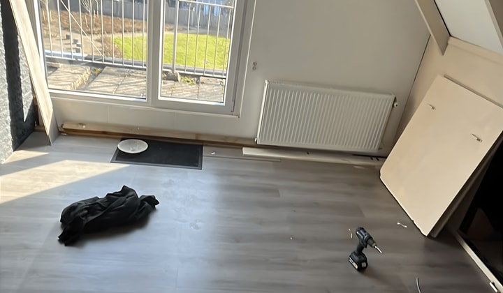 Kaal kamer 15 m² met balkon en wifi inbegrepen