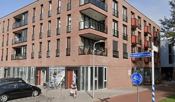 Gemeubileerd appartement met balkon en parkeerplaats