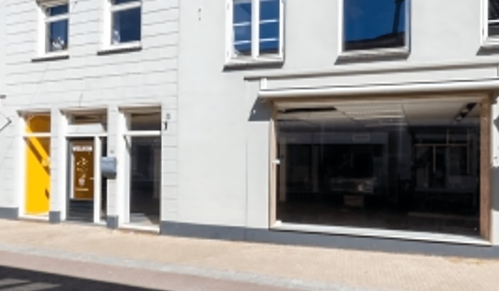 Huis | m² | €2500,-