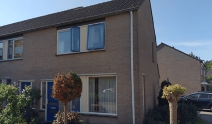 Eengezinswoning met 3 slaapkamers en tuin