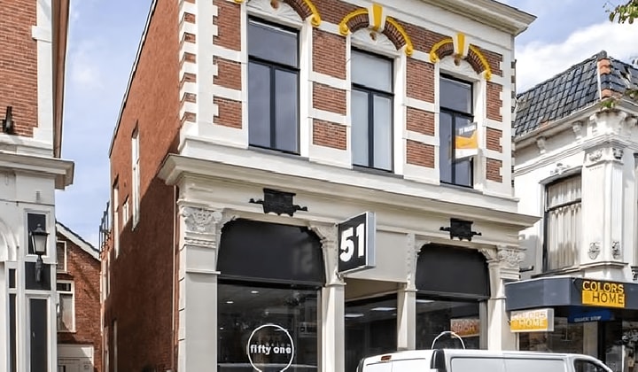 Huis | m² | €884,-