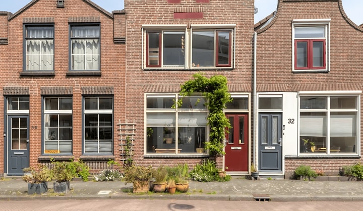 Huis | 87m² | van Strijenstraat | €1495,-