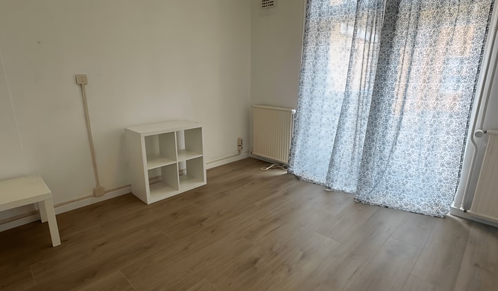 Studio met gemeenschappelijke tuin, gestoffeerd en langetermijn
