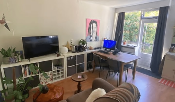 Kamer met balkon en eigen parkeerplaats