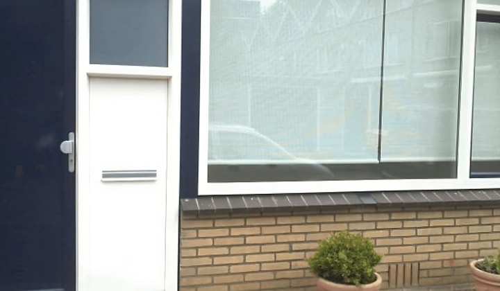 Gestoffeerde kamer met tuin en parkeergelegenheid