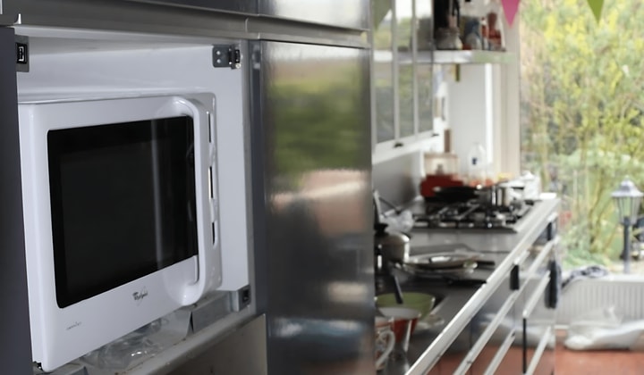Gestoffeerde kamer met tuin en wasmachine