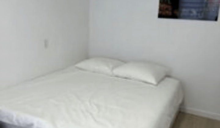 Kamer | 109m² | €2800,-